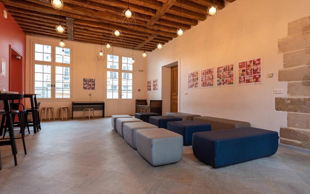 Mije Marais Hostel Παρίσι Εξωτερικό φωτογραφία The interior of the gallery