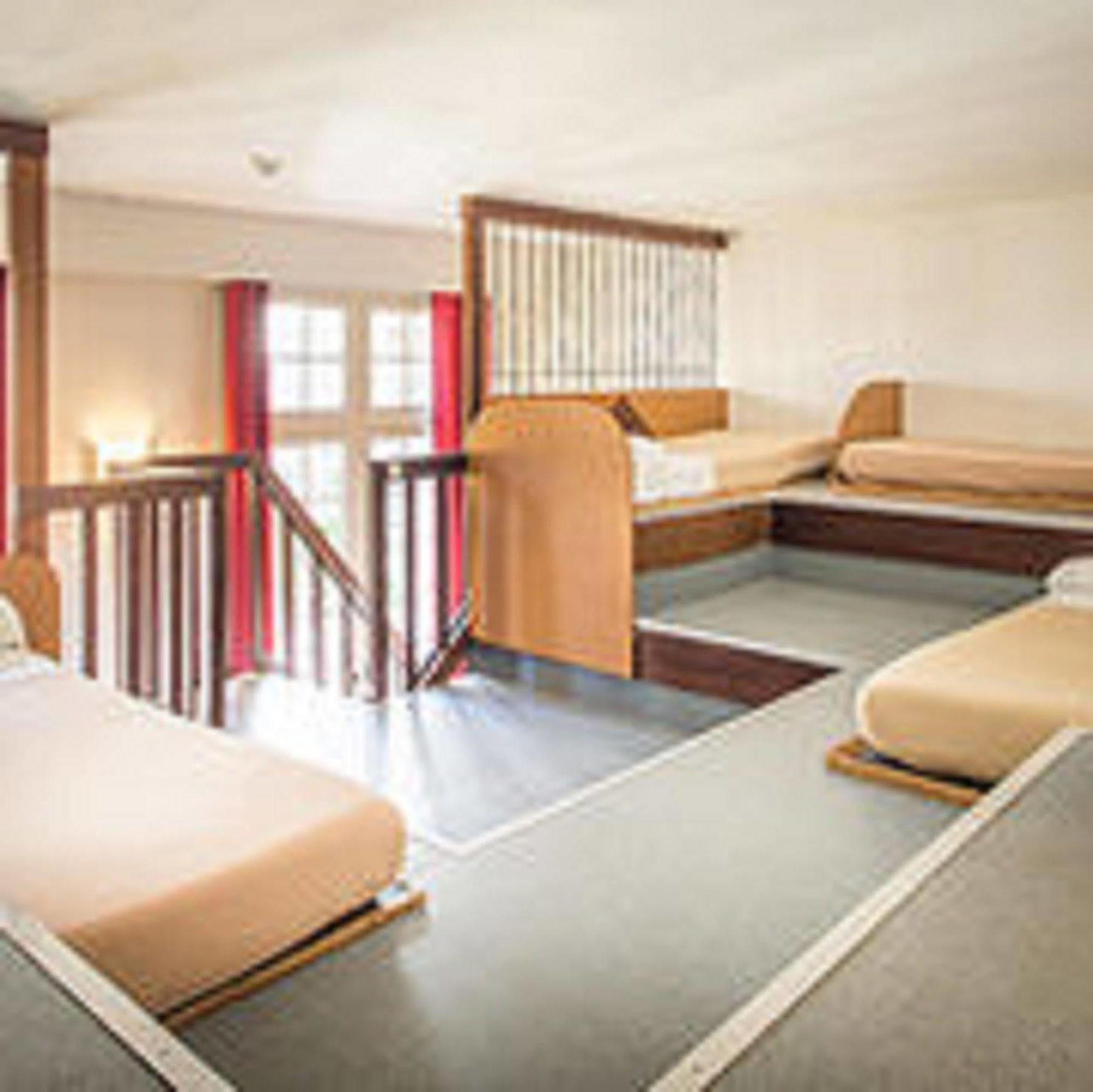 Mije Marais Hostel Παρίσι Εξωτερικό φωτογραφία A typical bedroom at the school